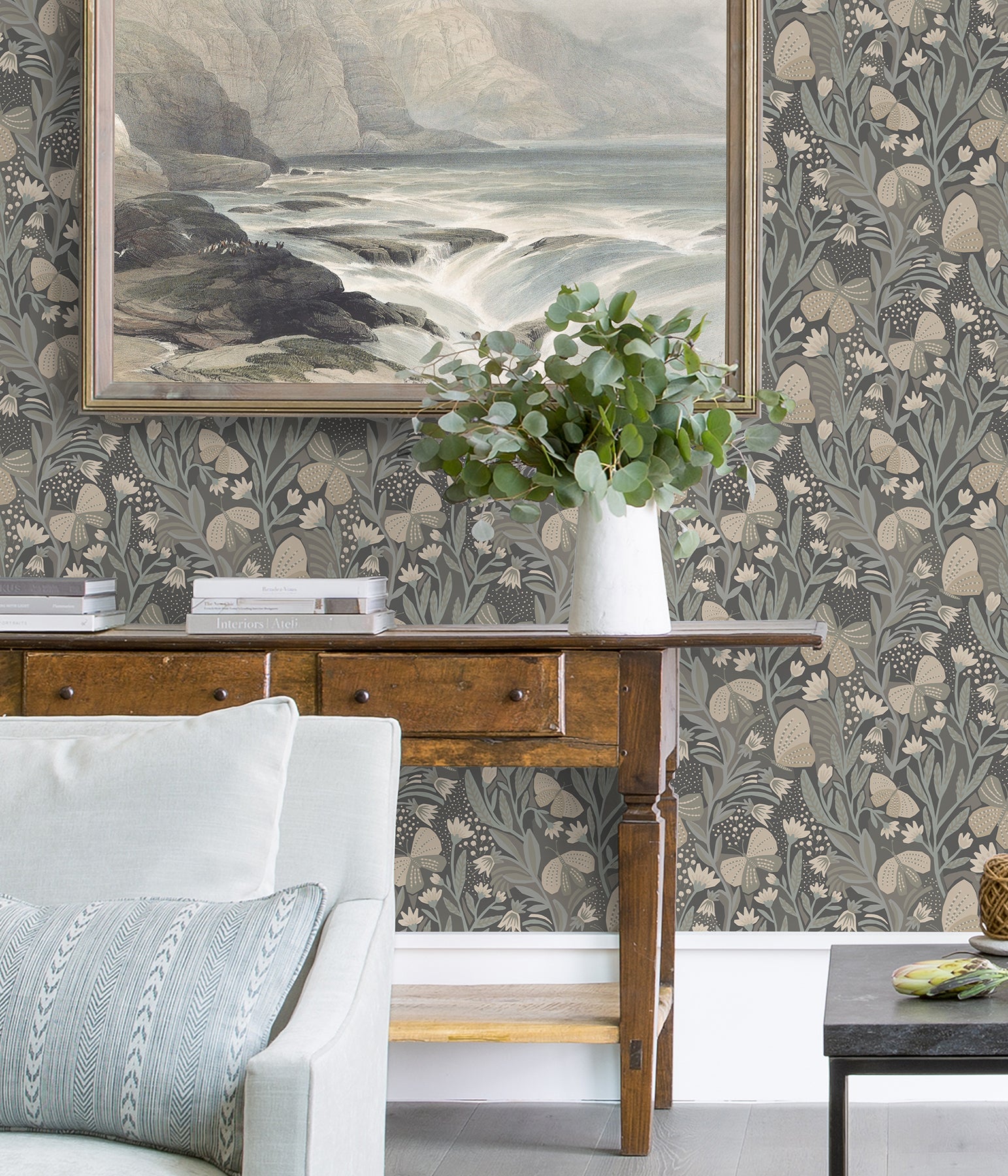 Pip & Lo Papillon Flutter Peel and Stick Wallpaper in a room setting