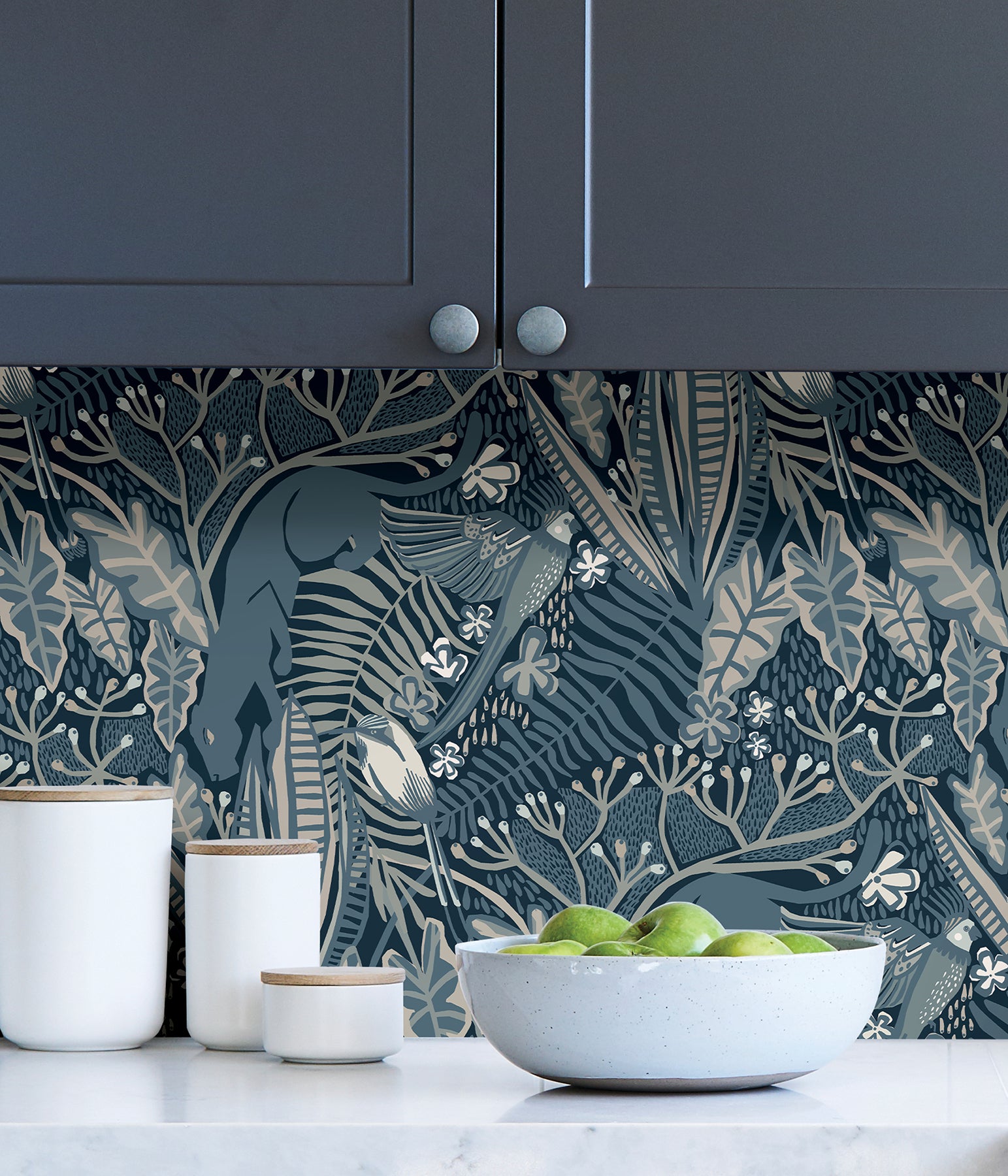 Pip & Lo Poise Peel and Stick Wallpaper in a room setting