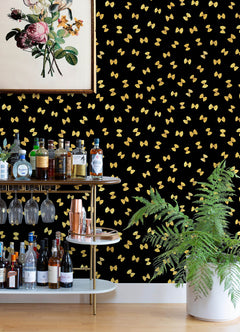 Pasta P&S Wallpaper in a room setting