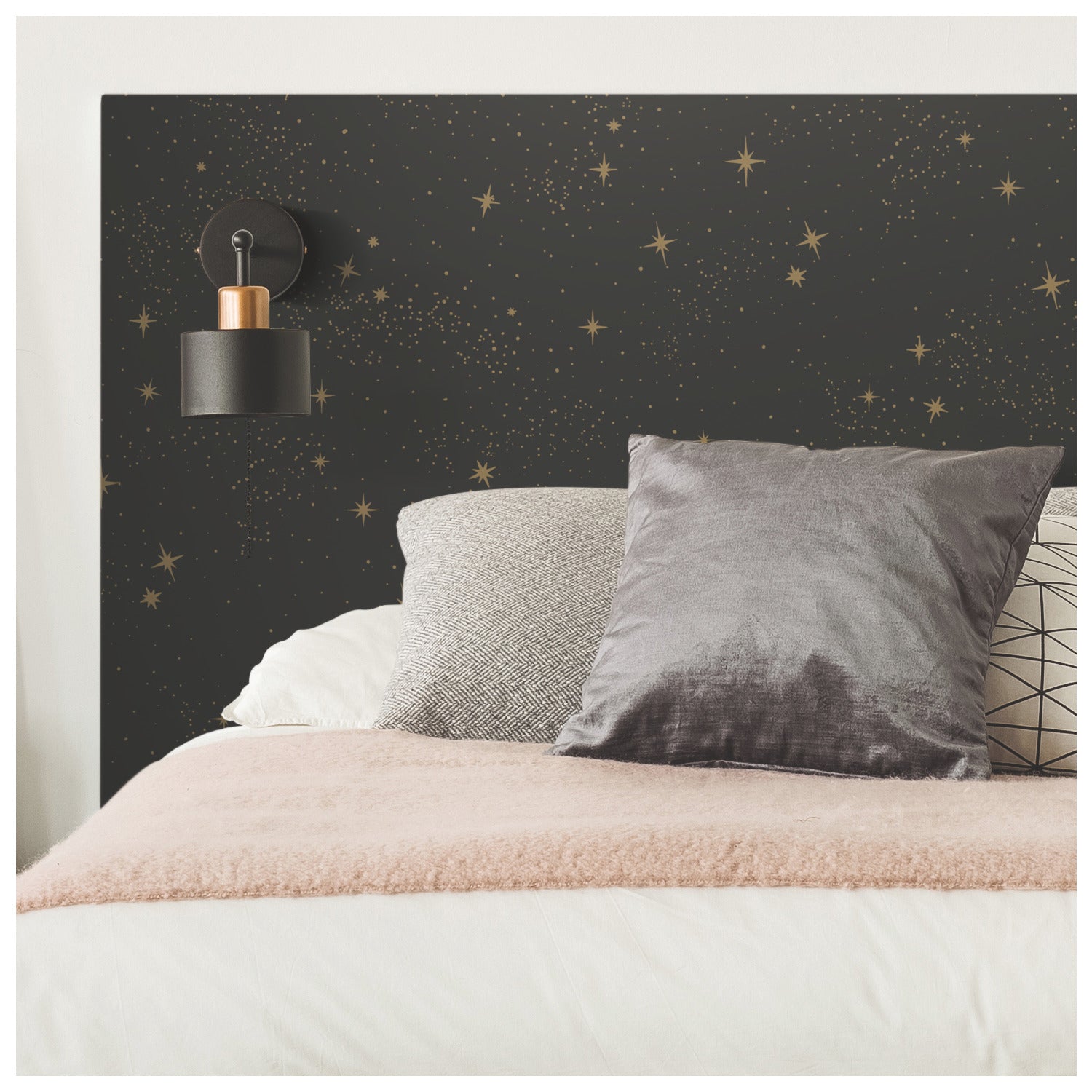 Upon A Star P&S Wallpaper in a room setting