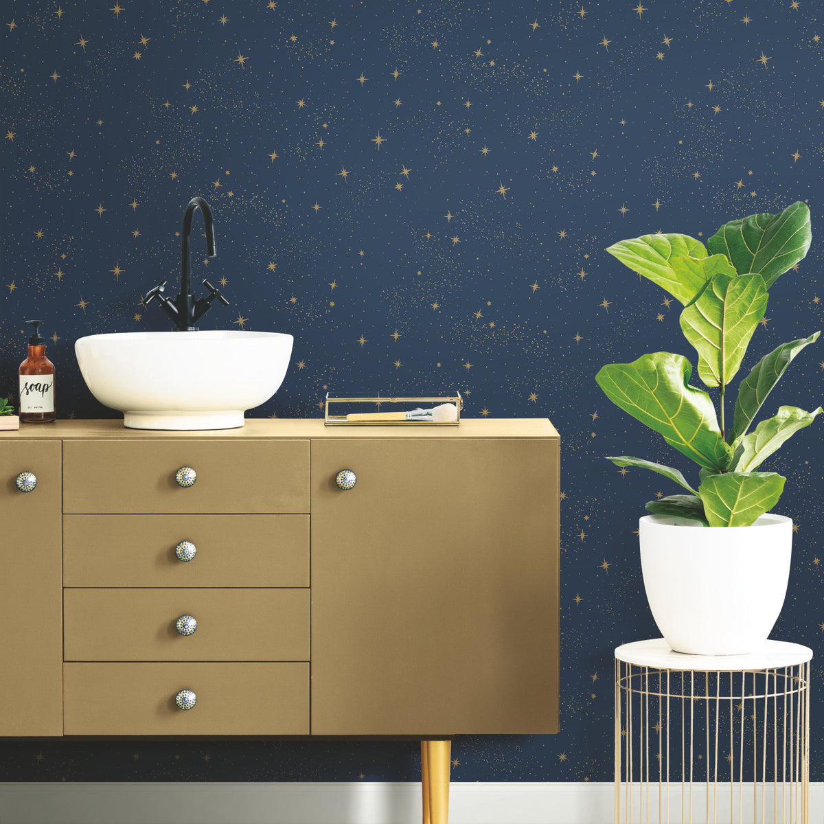 Upon A Star P&S Wallpaper in a room setting
