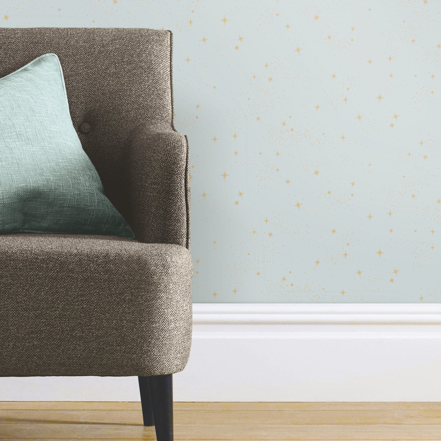 Upon A Star P&S Wallpaper in a room setting