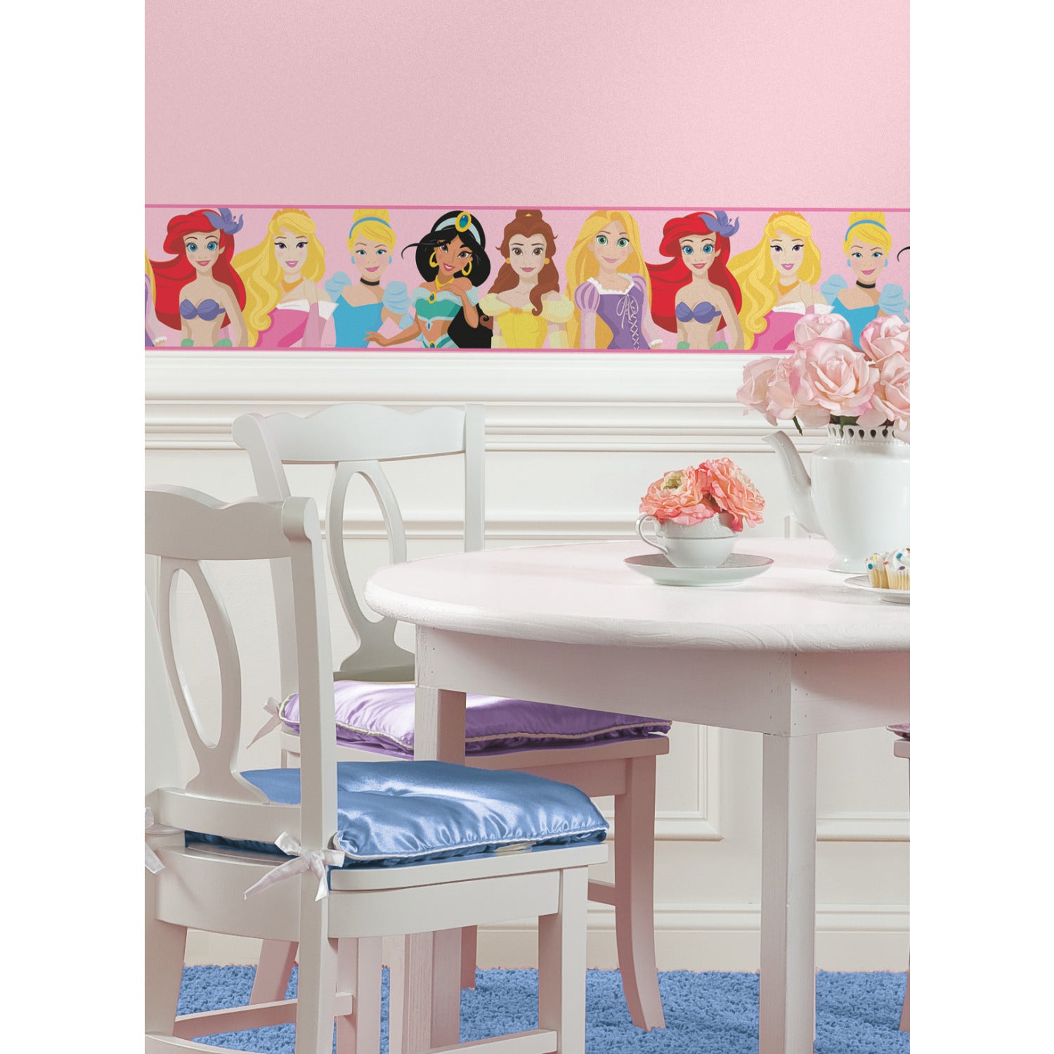 Disney Princesses Be Bright Be Bold Peel and Stick Border in a room setting