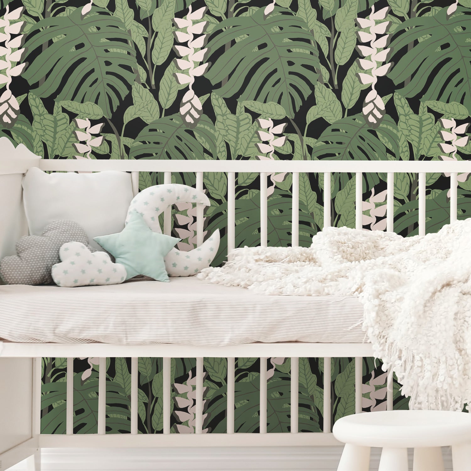 Finlayson Bunaken Peel and Stick Wallpaper in a room setting