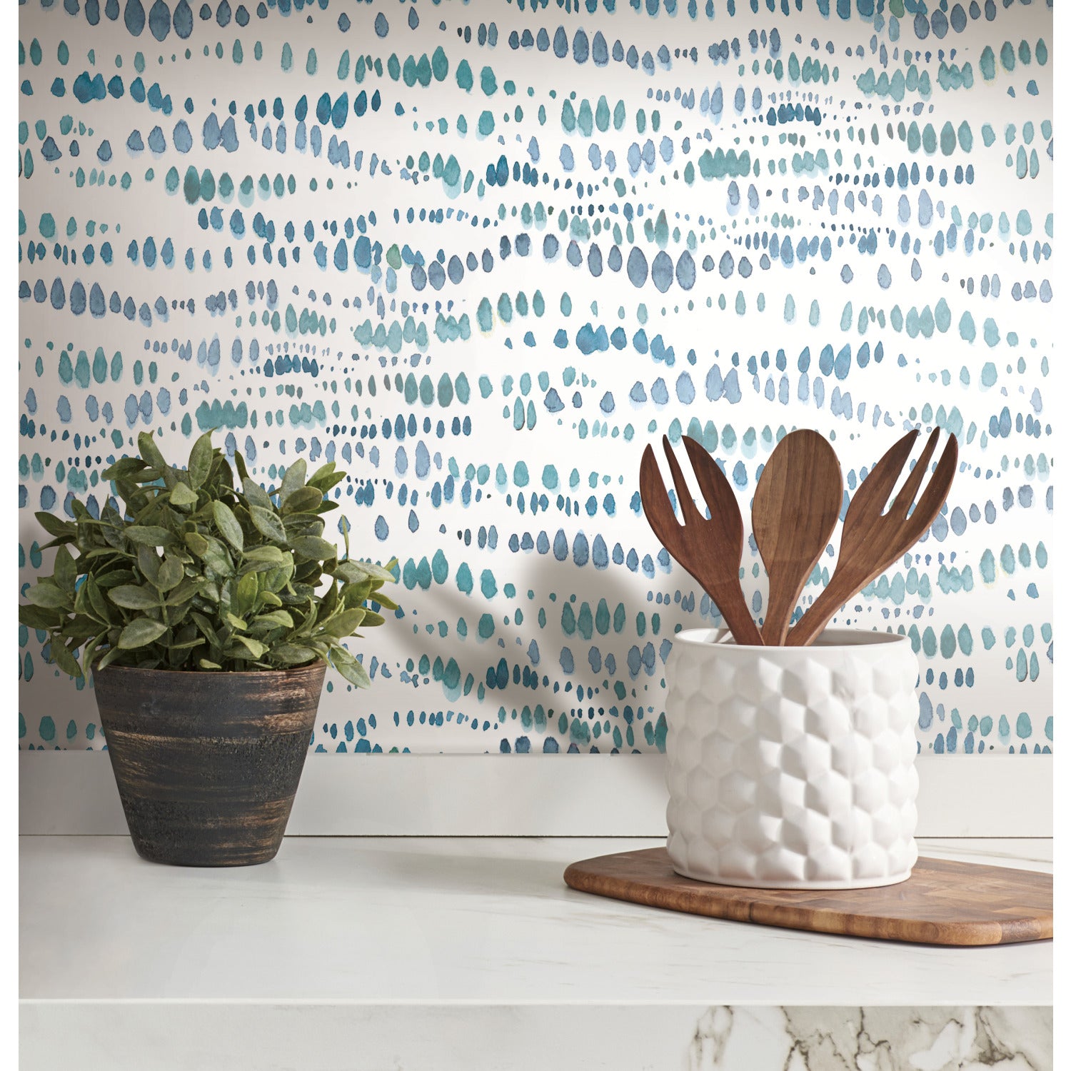 RMK11760RL wallpaper in a room setting