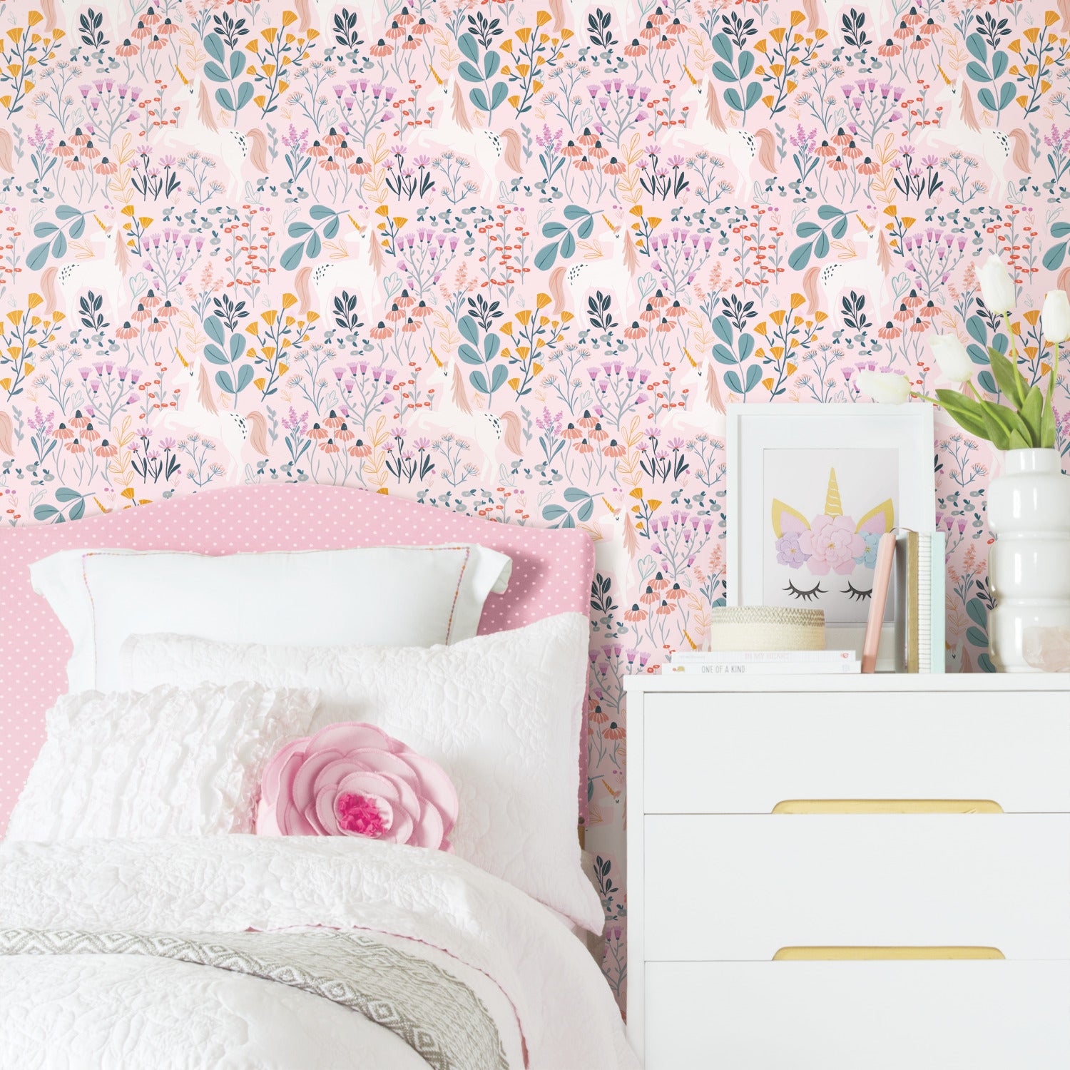 Clara Jean Peel and Stick Wallpaper in a room setting