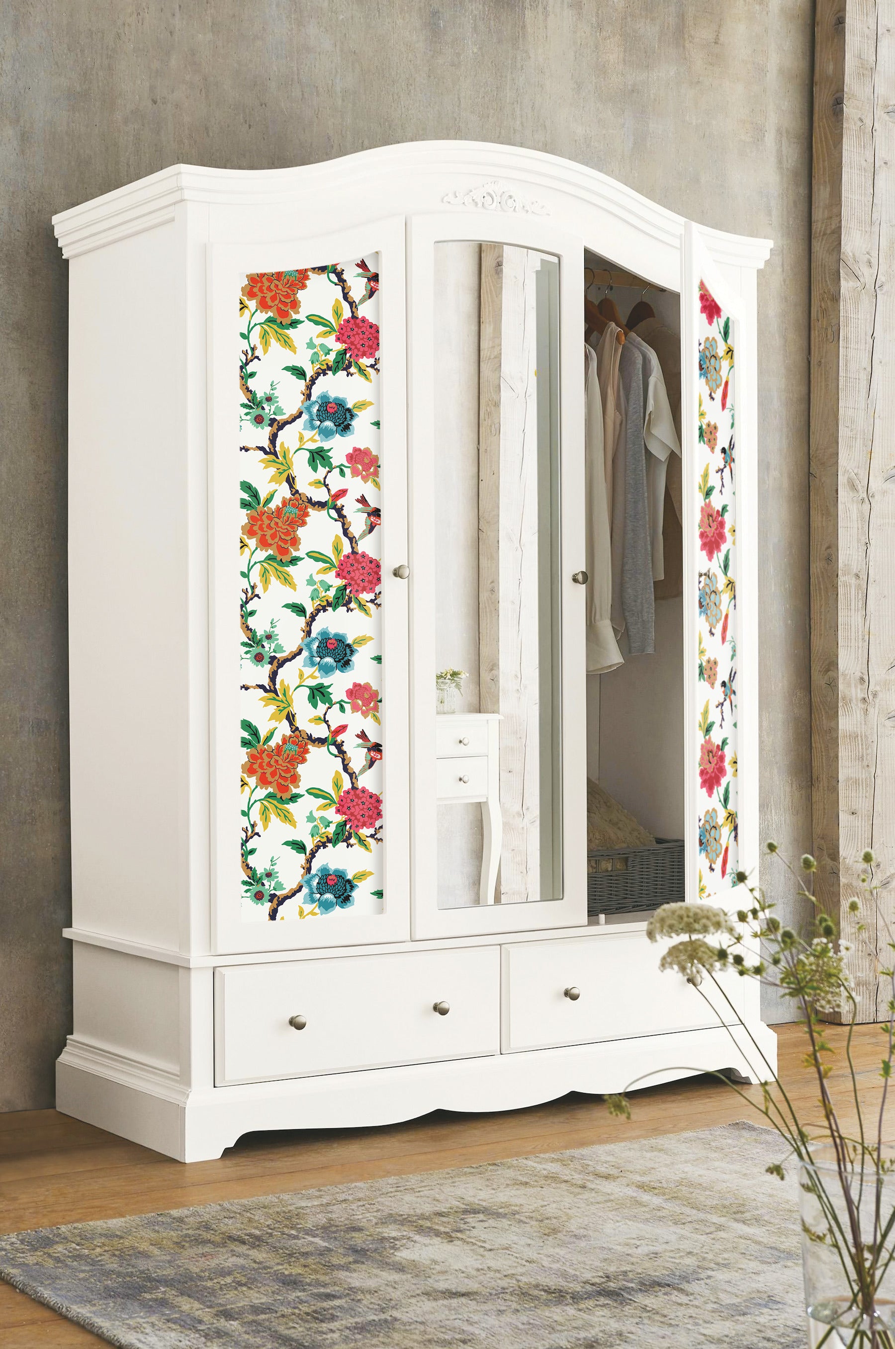 RMK11861RL Peel and Stick Wallpaper in a room setting