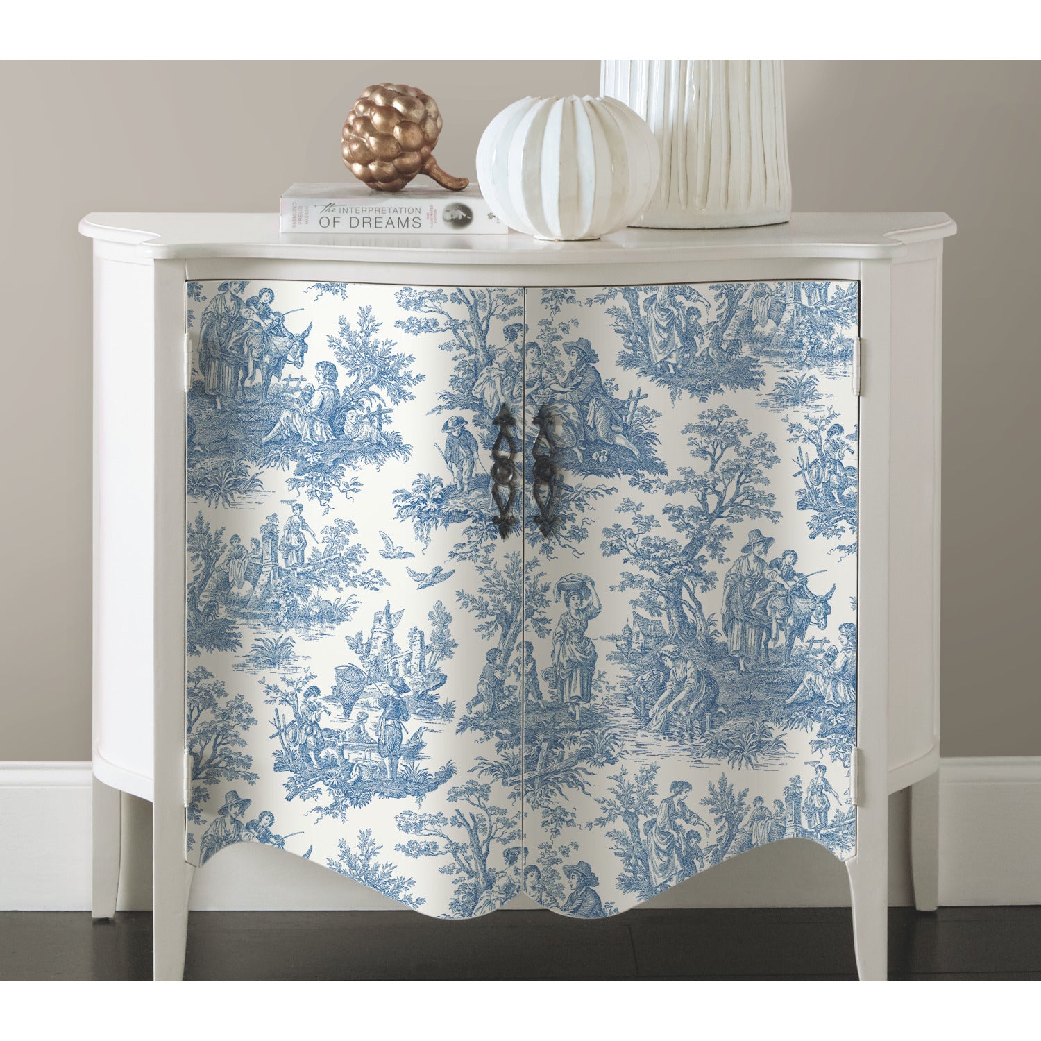 RMK11868WP Peel and Stick Wallpaper in a room setting