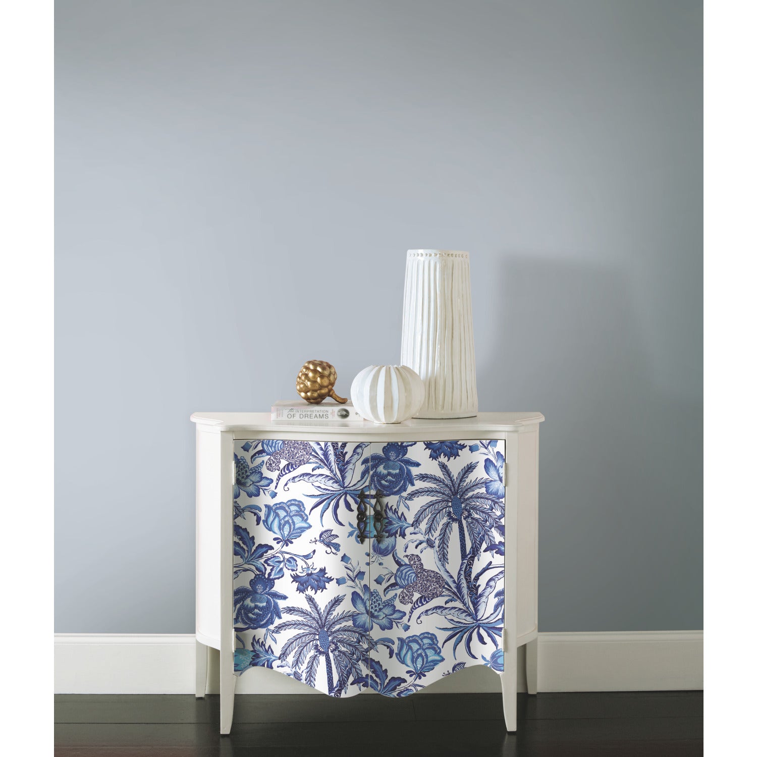 RMK11881RL Peel and Stick Wallpaper in a room setting
