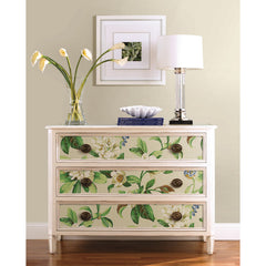 Live Artfully P&S Wallpaper in a room setting