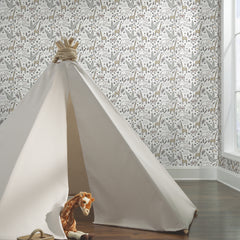 Jungle Menagerie P&S Wallpaper in a room setting