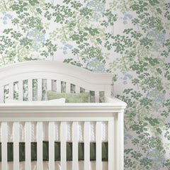 Queen Anne's Lace P&S Wallpaper in a room setting