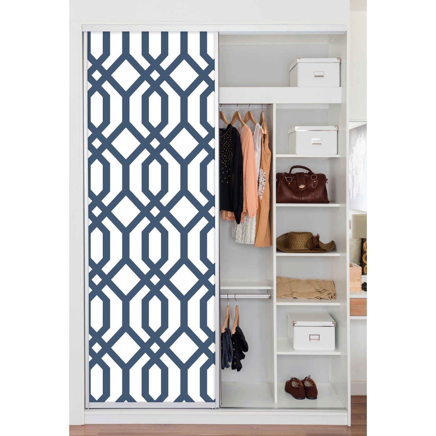 Gazebo Lattice Peel and Stick Wallpaper in a room setting