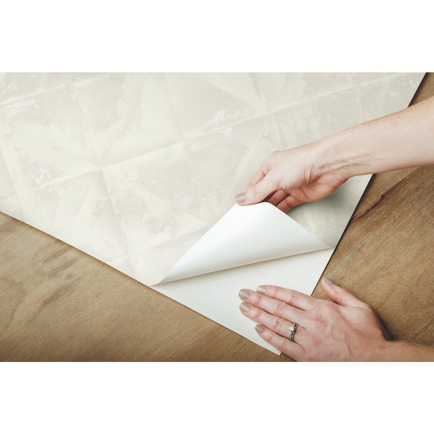 Reclaimed Tin Diamond P&S Wallpaper - how to peel