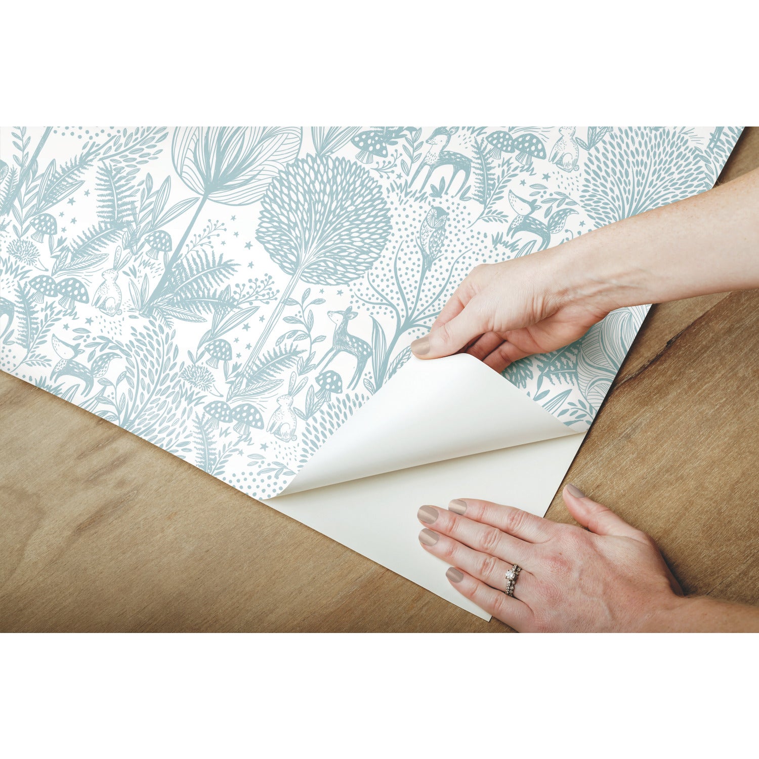 Forest Friends P&S Wallpaper - how to peel