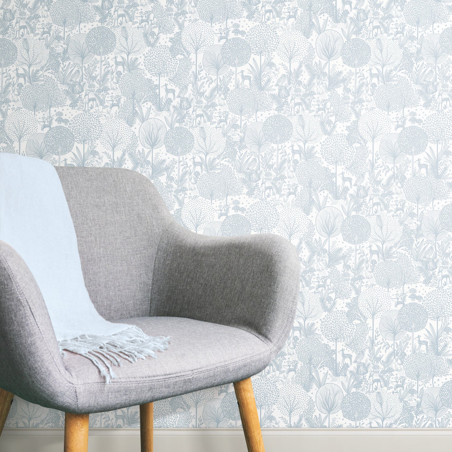 Forest Friends P&S Wallpaper in a room setting