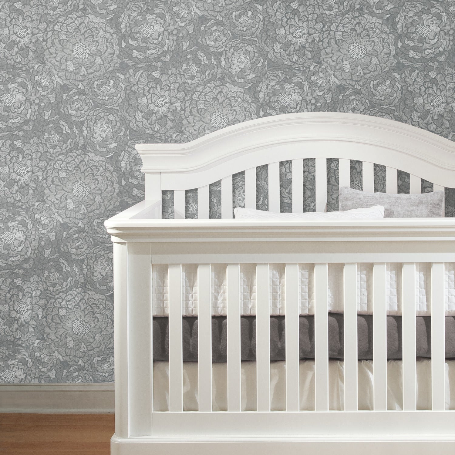 Zen Dahlia P&S Wallpaper in a room setting