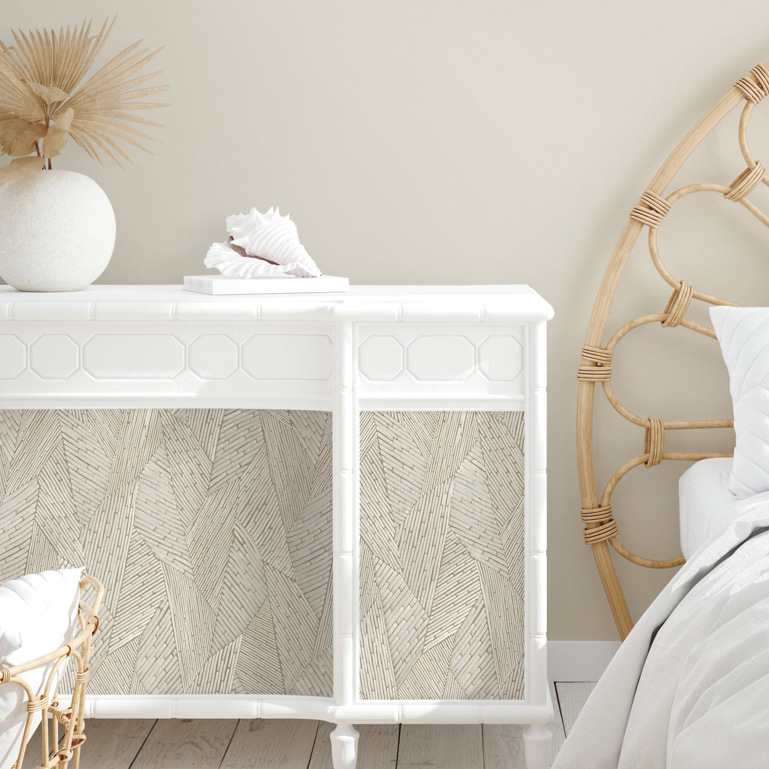 Woven Reed Stitch P&S Wallpaper in a room setting