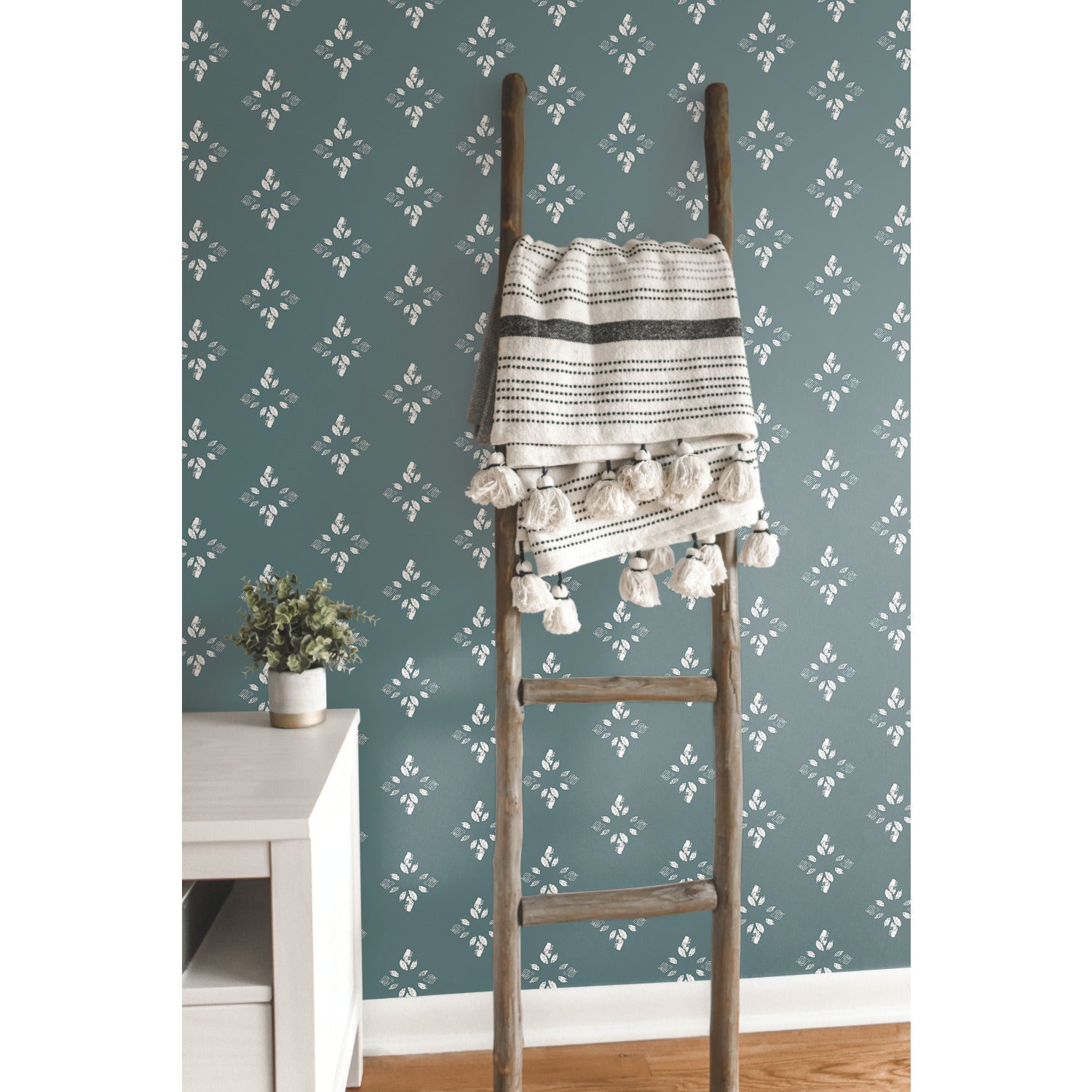 RMK12146WP peel and stick wallpaper in a room setting