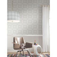 Overlapping Medallions P&S Wallpaper in a room setting