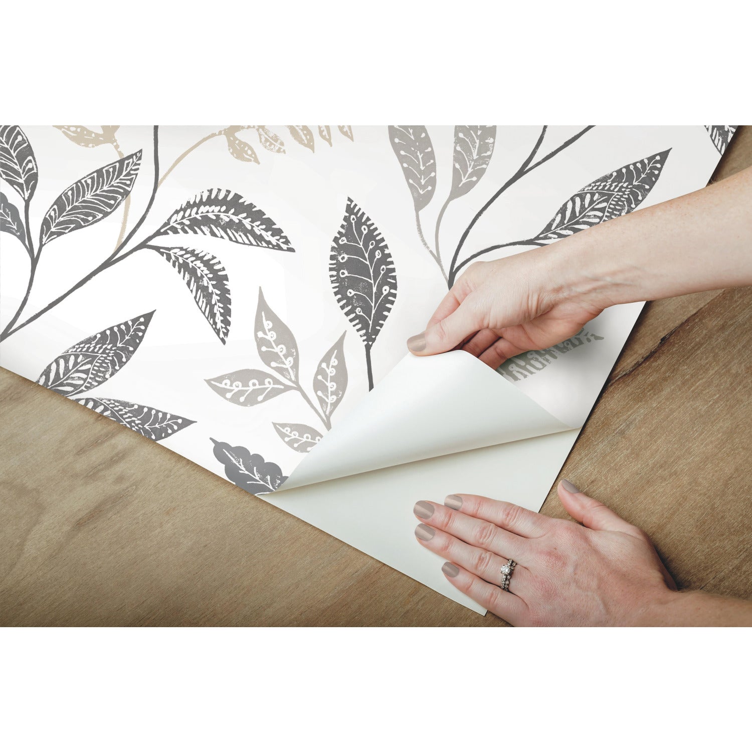Cottage Vine P&S Wallpaper - how to peel