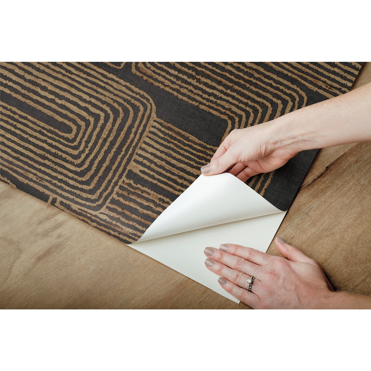 Nikki Chu Zulu Signature Peel and Stick Wallpaper