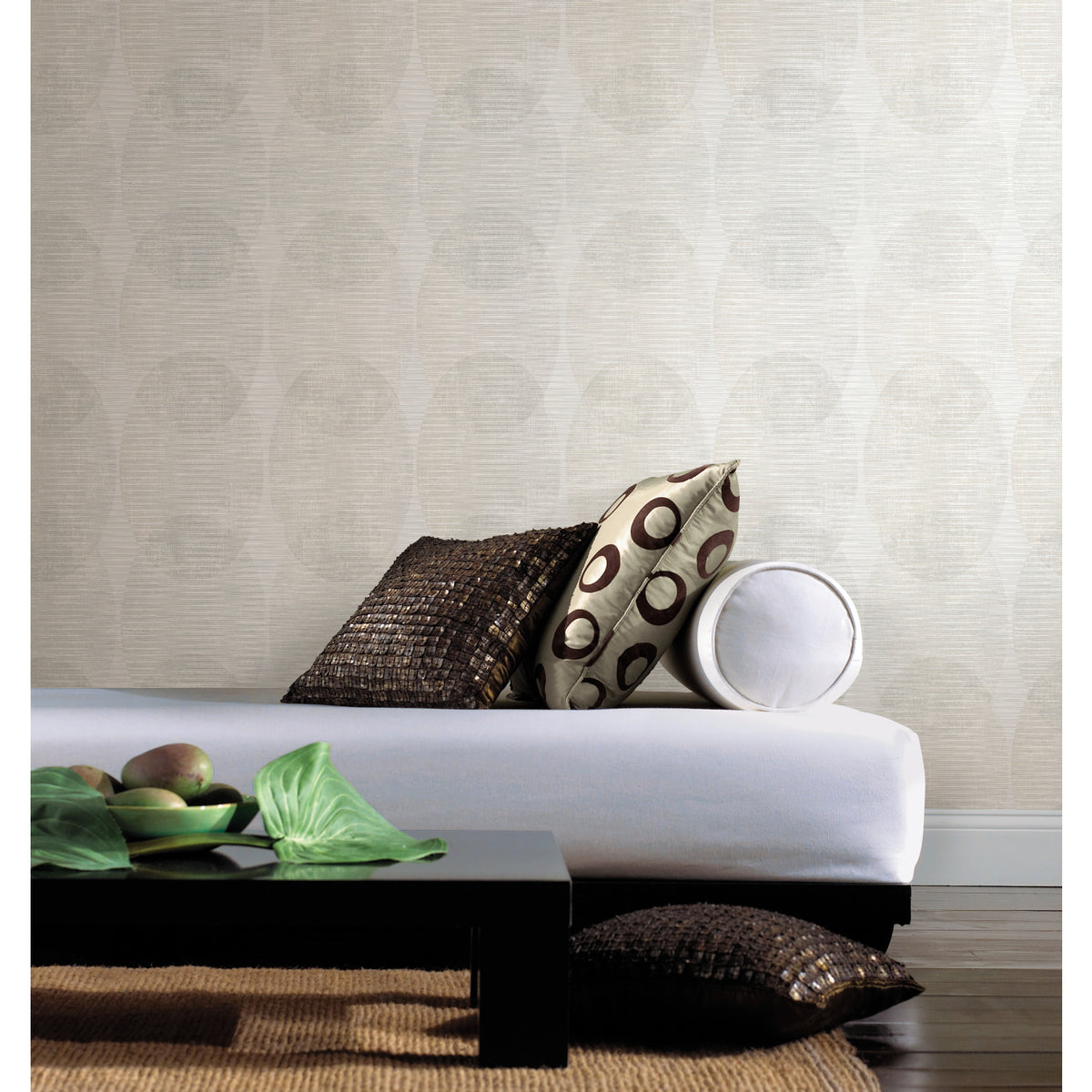 Sahara P&S Wallpaper in a room setting