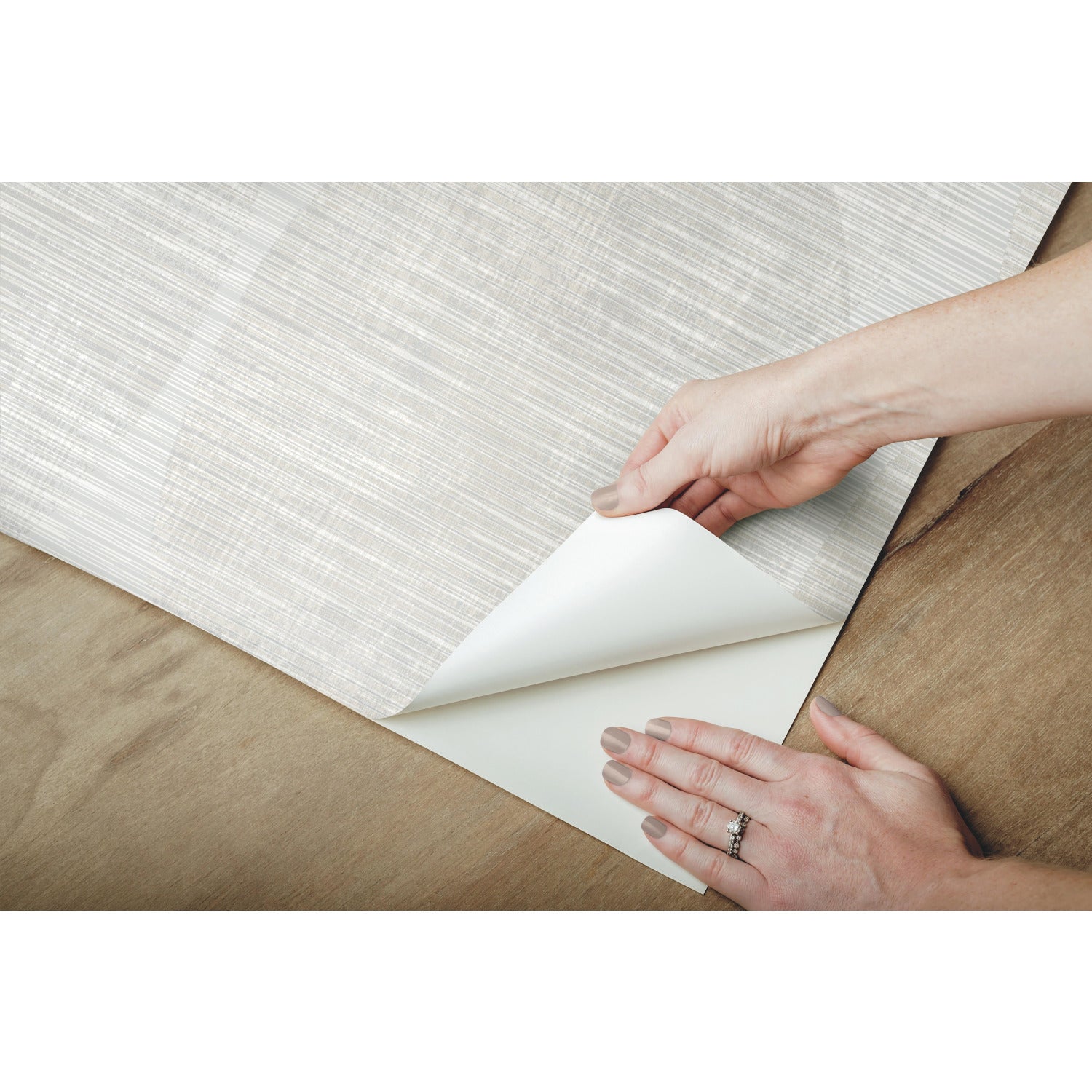 Sahara P&S Wallpaper peel step