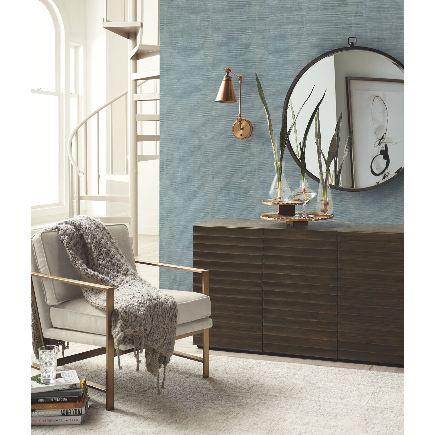 Sahara P&S Wallpaper in a room setting