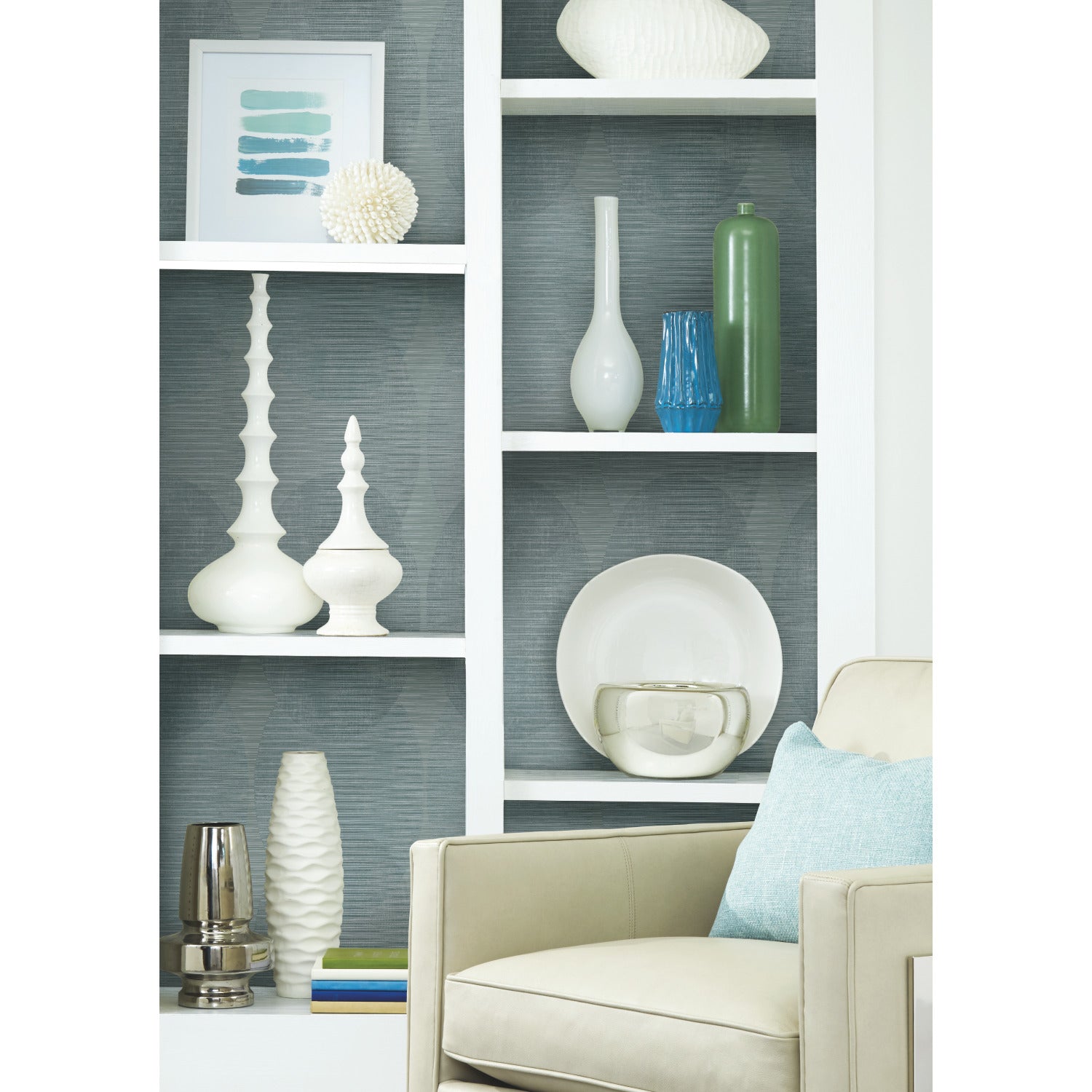 Sahara P&S Wallpaper in a room setting