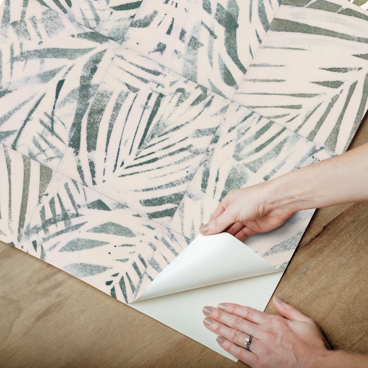 RMK12312RL wallpaper - how to peel