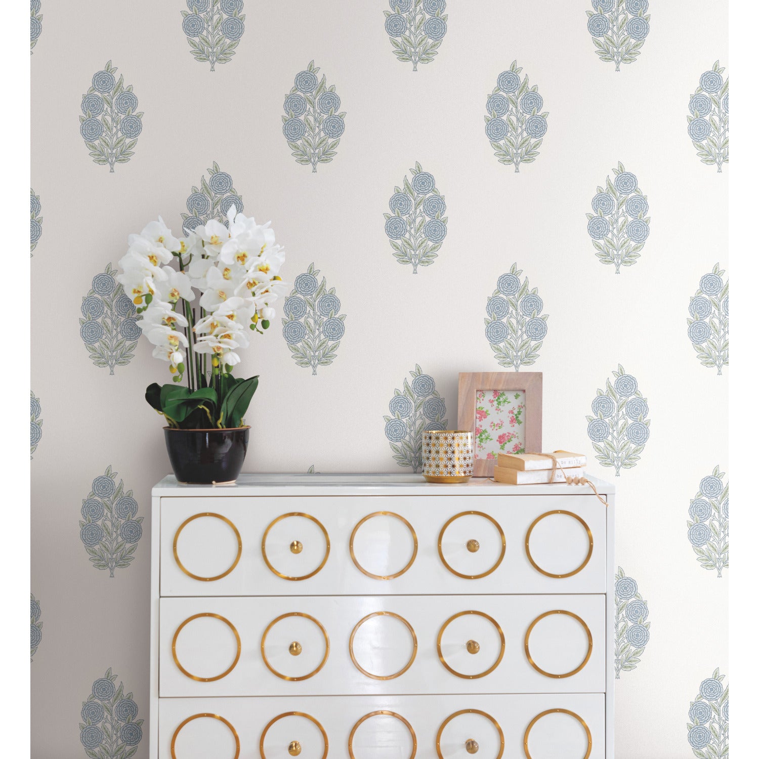 RMK12517RL Peel and Stick Wallpaper in a room setting