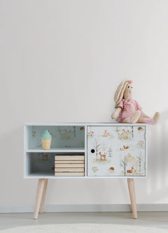 Clara Jean Peel and Stick Wallpaper in a room setting