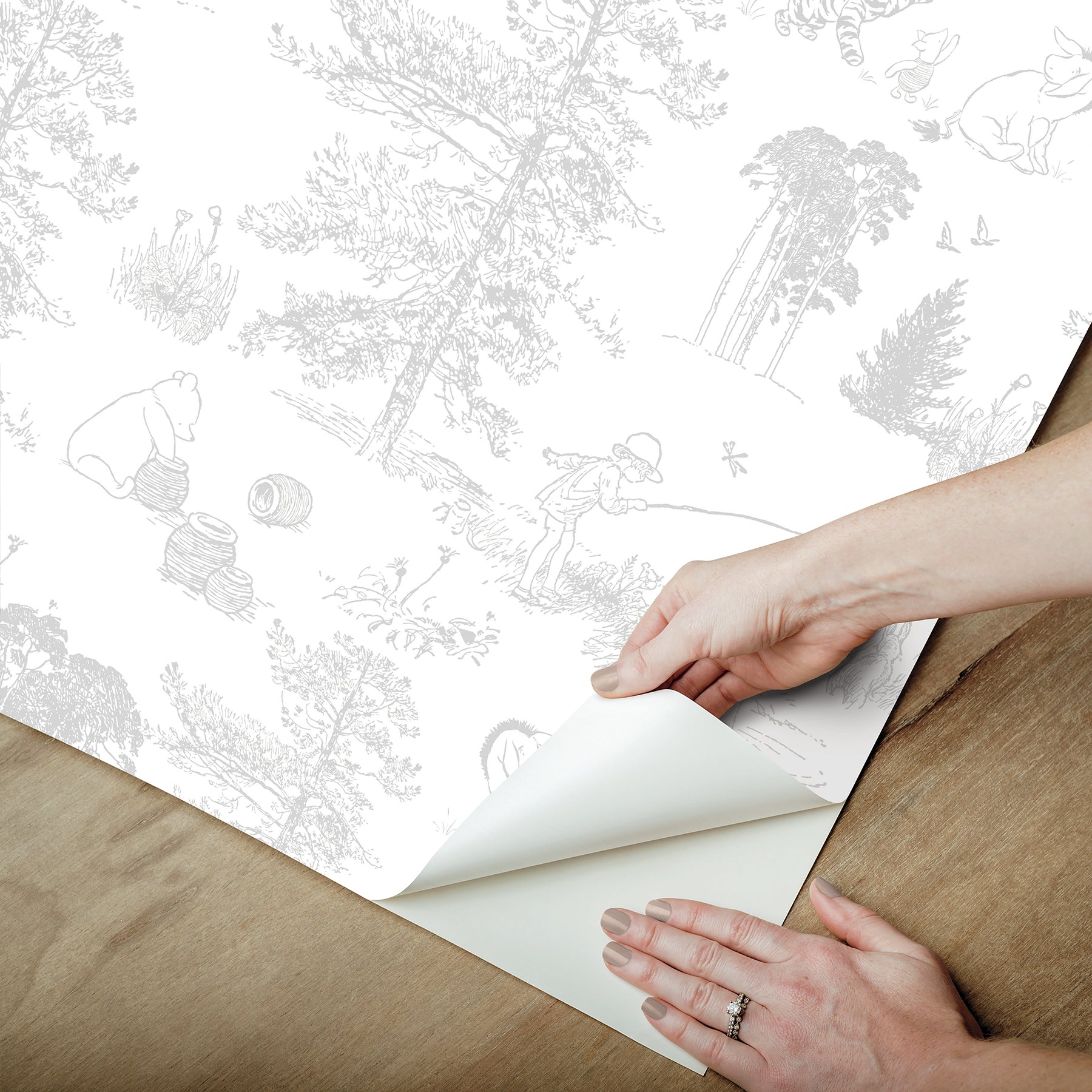 Winnie The Pooh P&S Wallpaper - how to peel