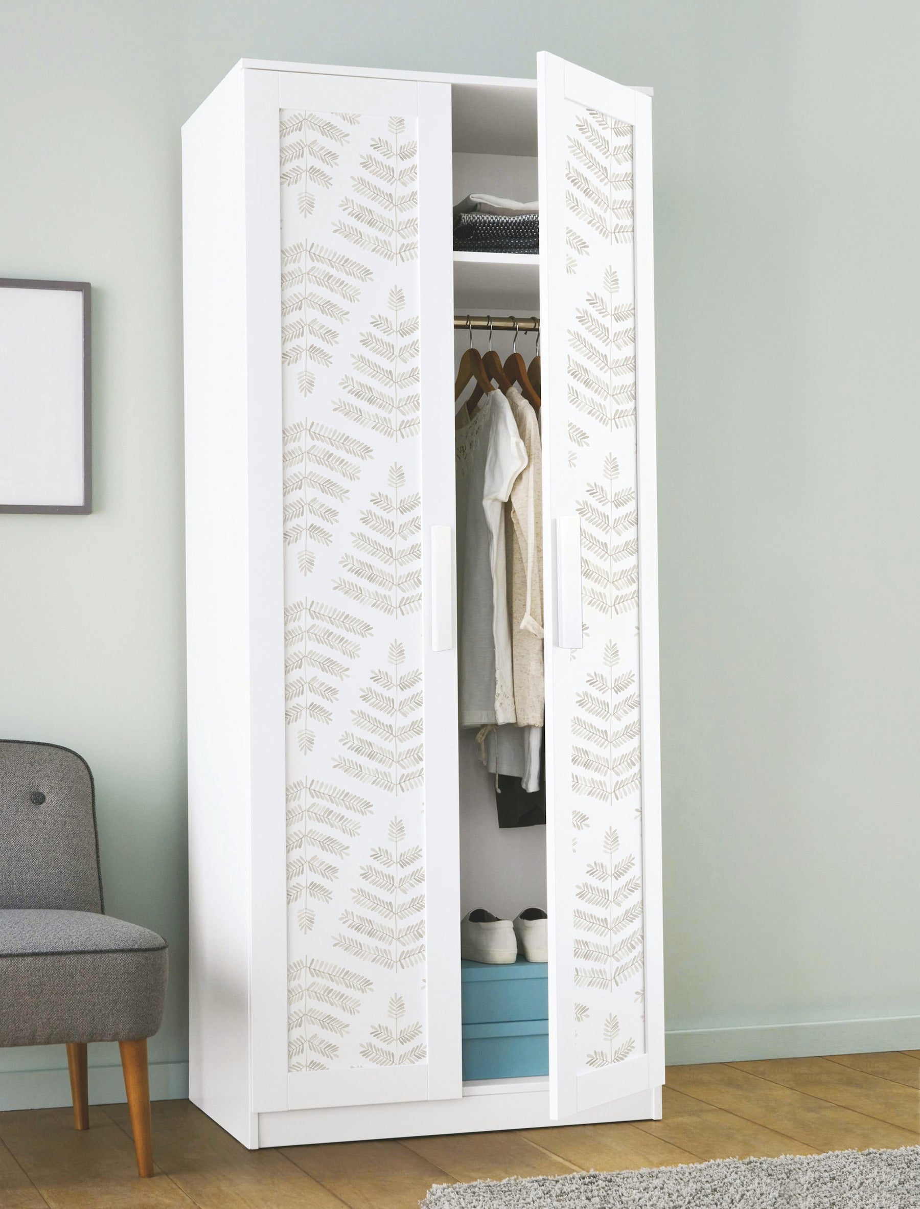 Cat Coquillette Leaflets Peel and Stick Wallpaper in a room setting
