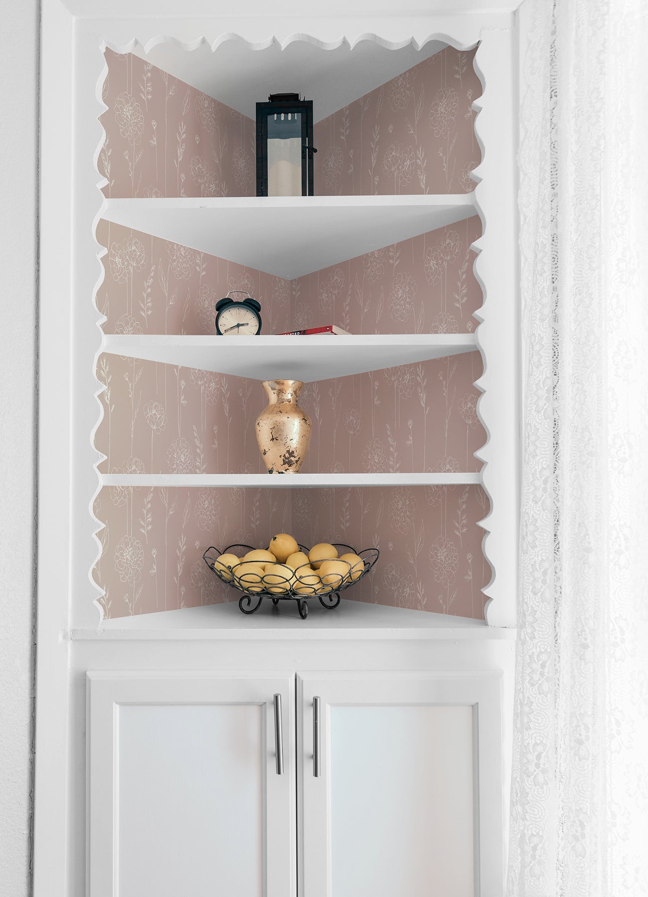 Maisey Peel & Stick Wallpaper in a room setting