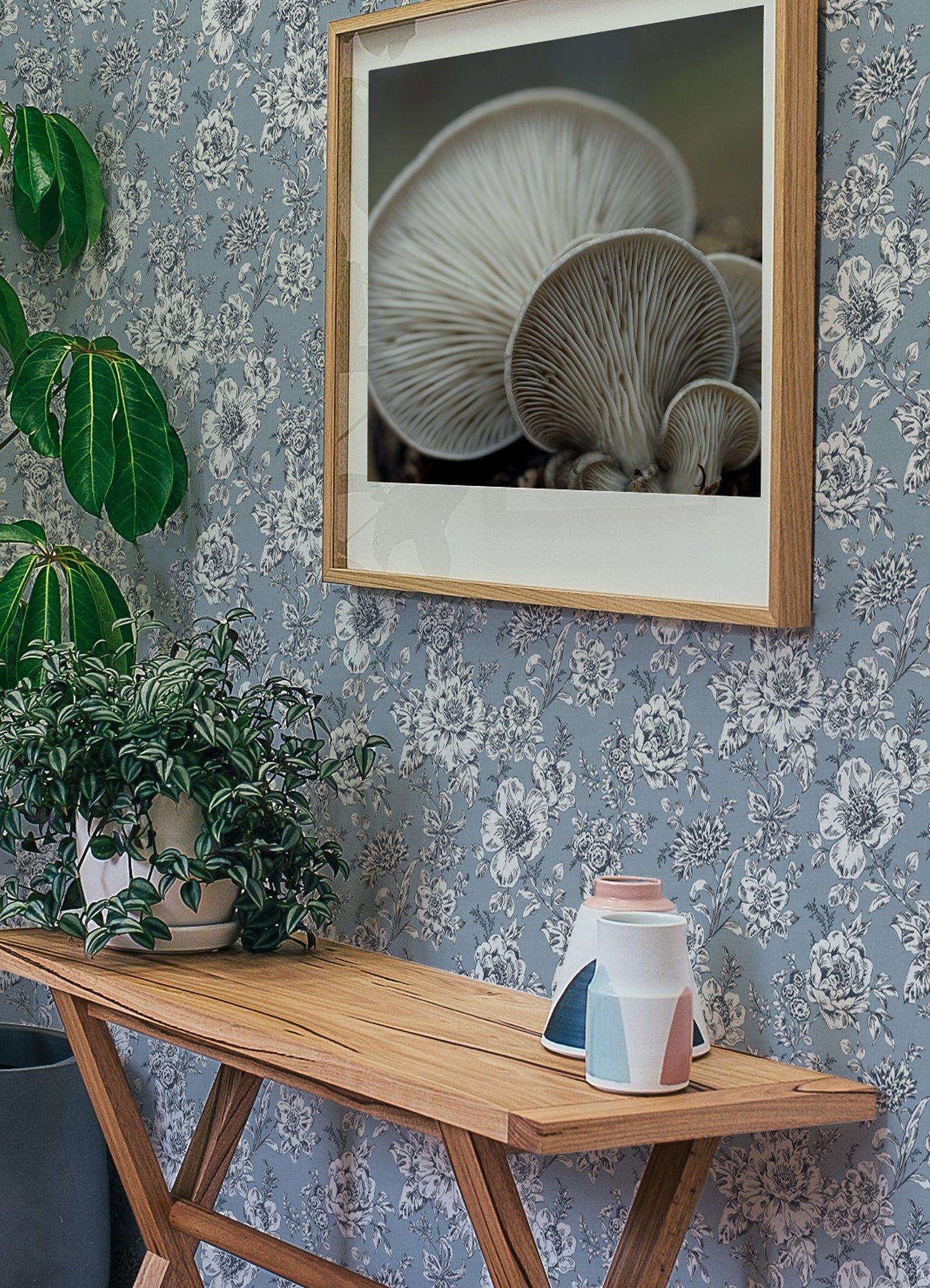Winifred Peel & Stick Wallpaper in a room setting