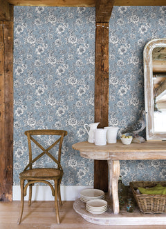 Winifred Peel & Stick Wallpaper in a room setting
