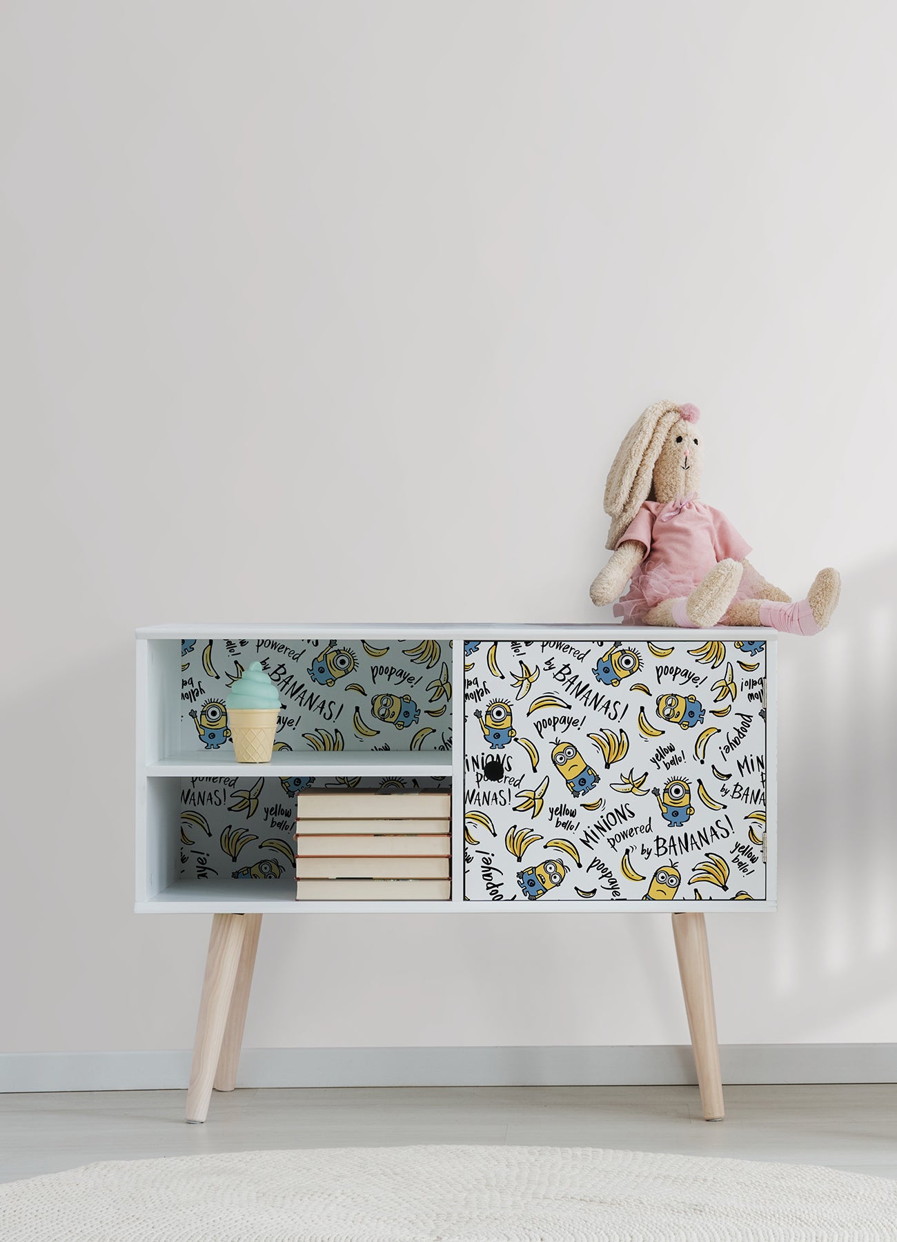RMK12729PLW wallpaper in a room setting