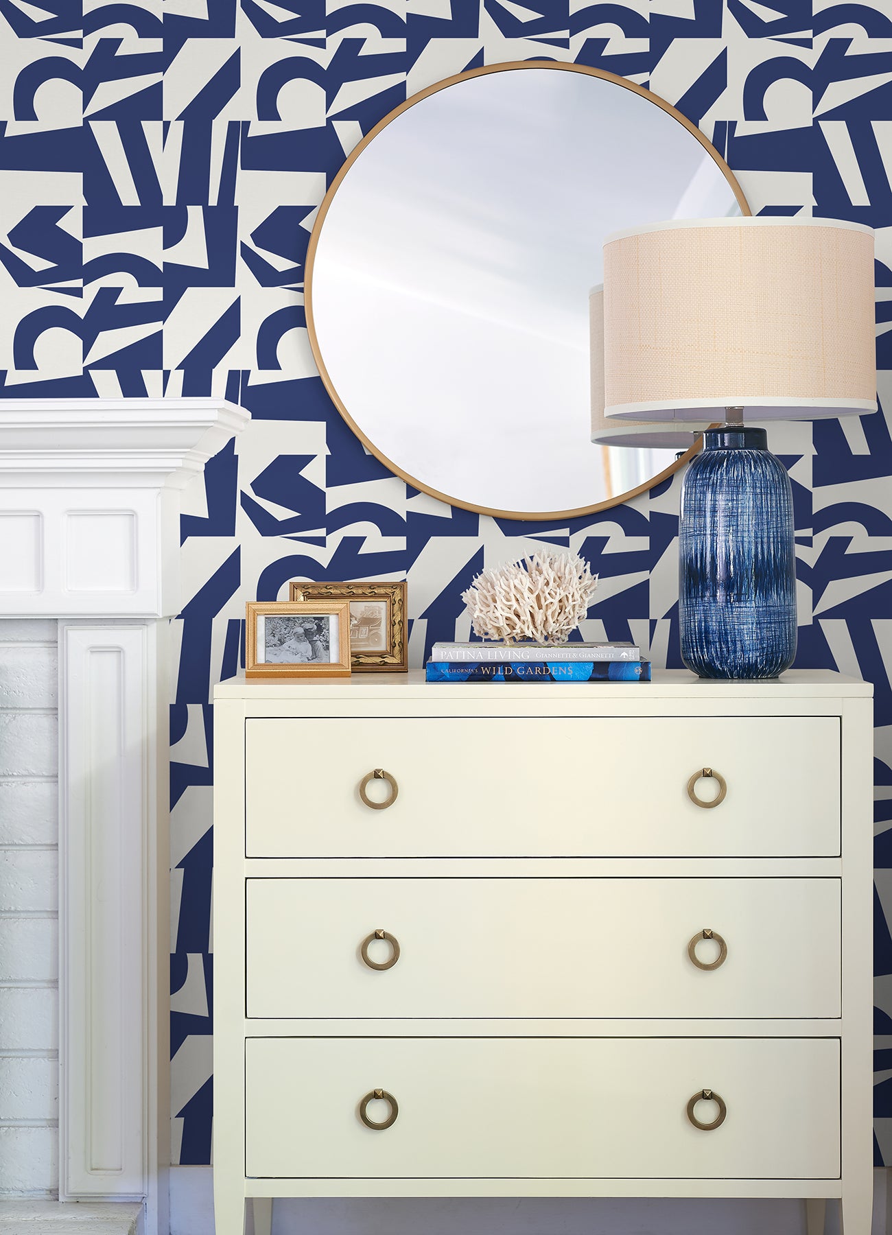 Emily Peel and Stick Wallpaper in a room setting