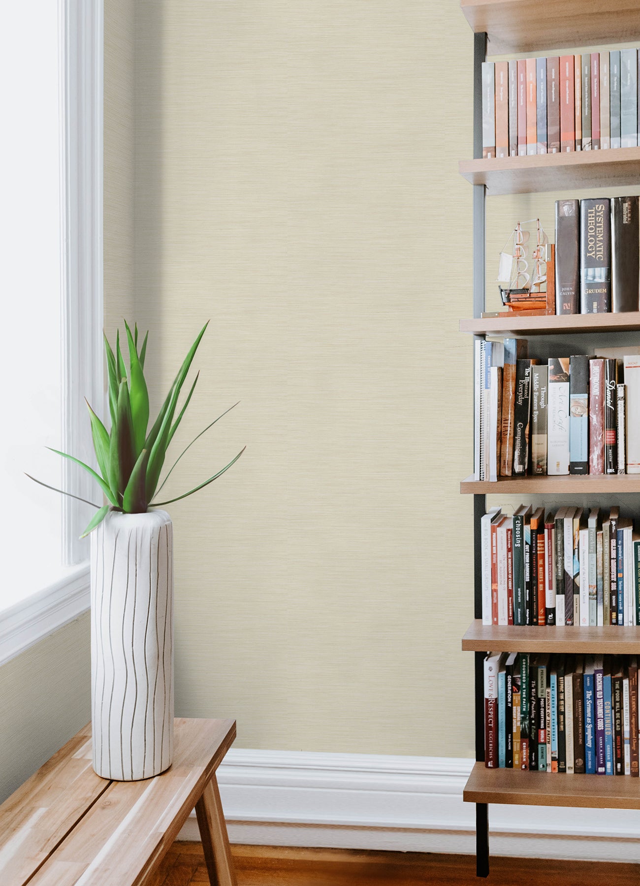 RMK12775PL wallpaper in a room setting