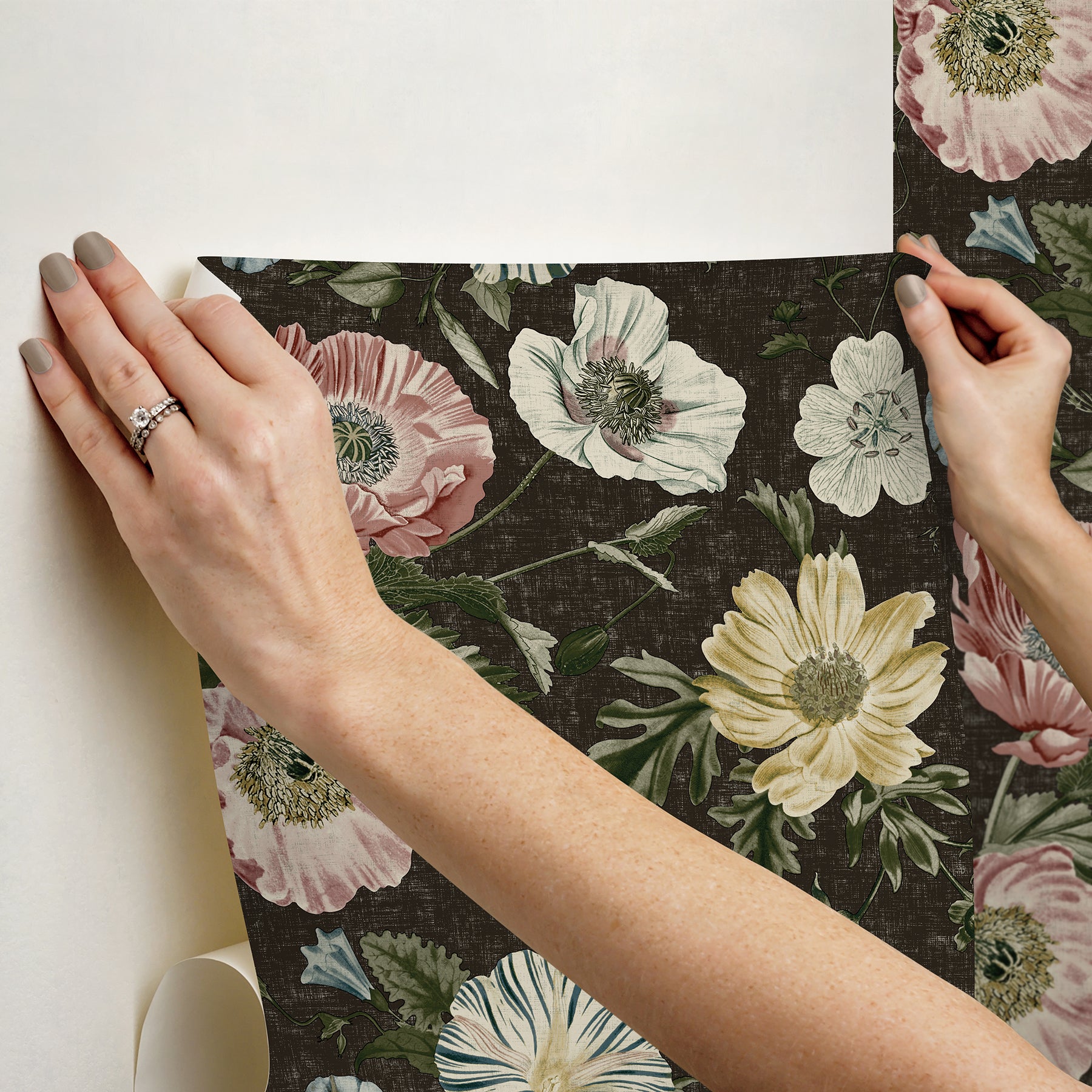 Vintage Poppy P&S Wallpaper stick step