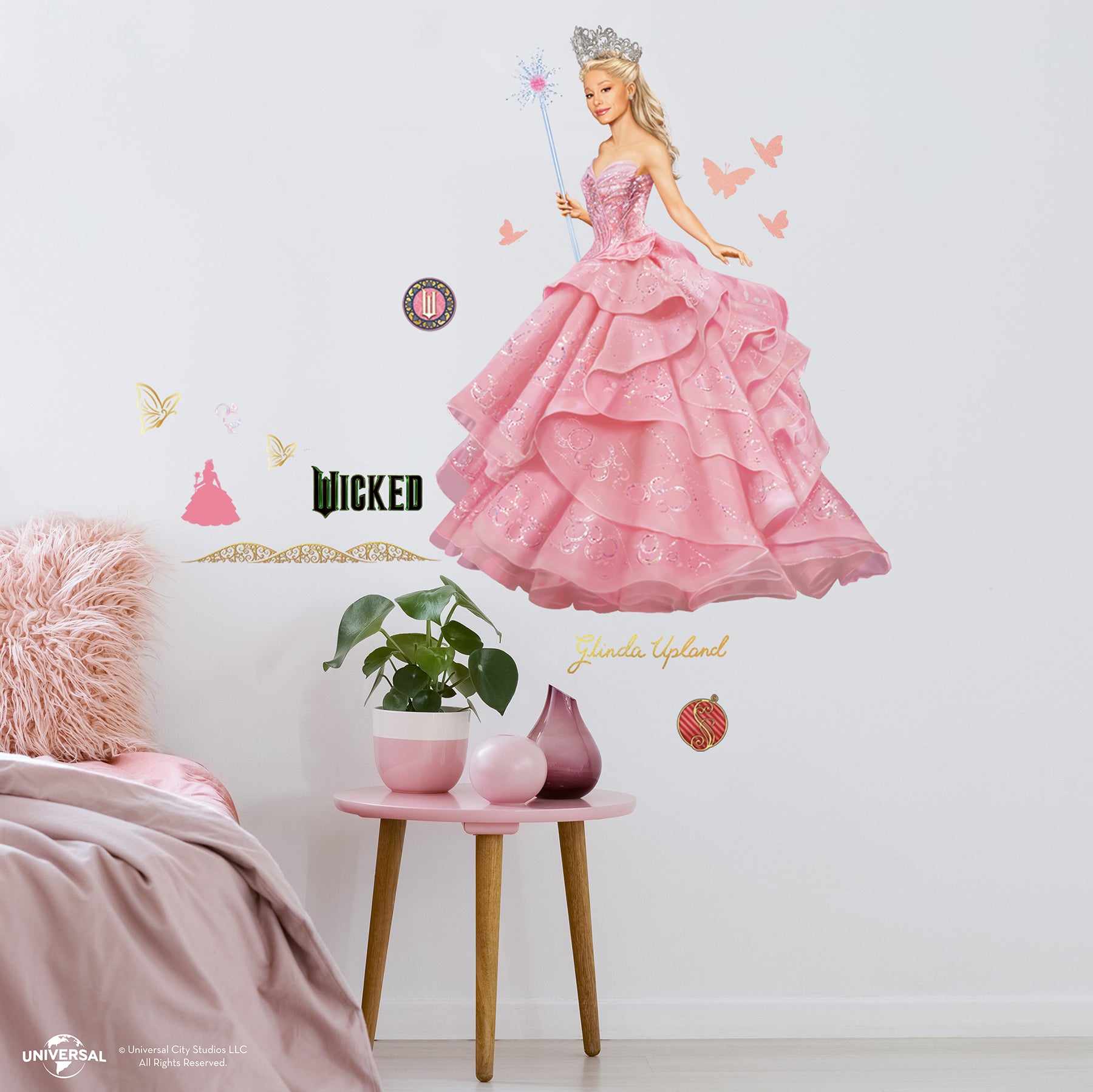 Wicked Glinda Wall Quotes in a room setting