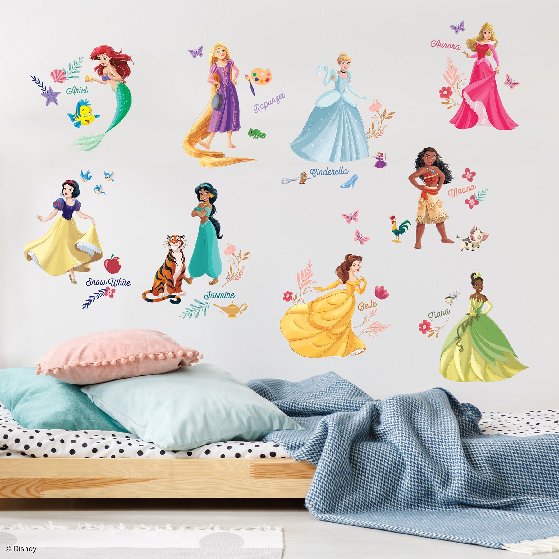 Disney Be Bold Wall Decals in a room setting