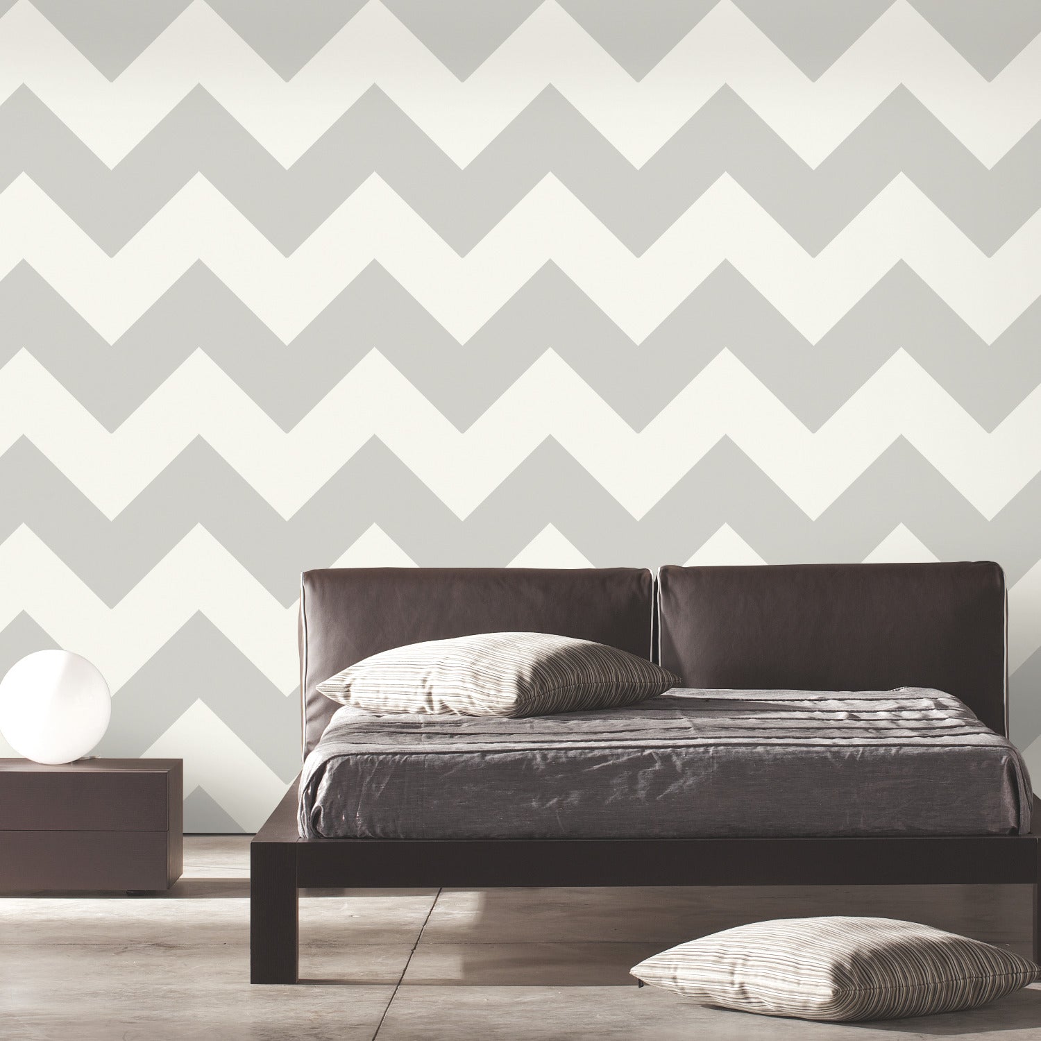 Large Chevron P&S Wallpaper in a room setting