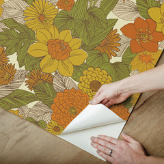 Retro Floral P&S Wallpaper peel step