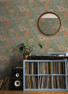 Retro Floral P&S Wallpaper in a room setting
