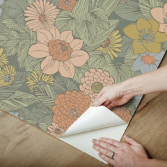 Retro Floral P&S Wallpaper peel step