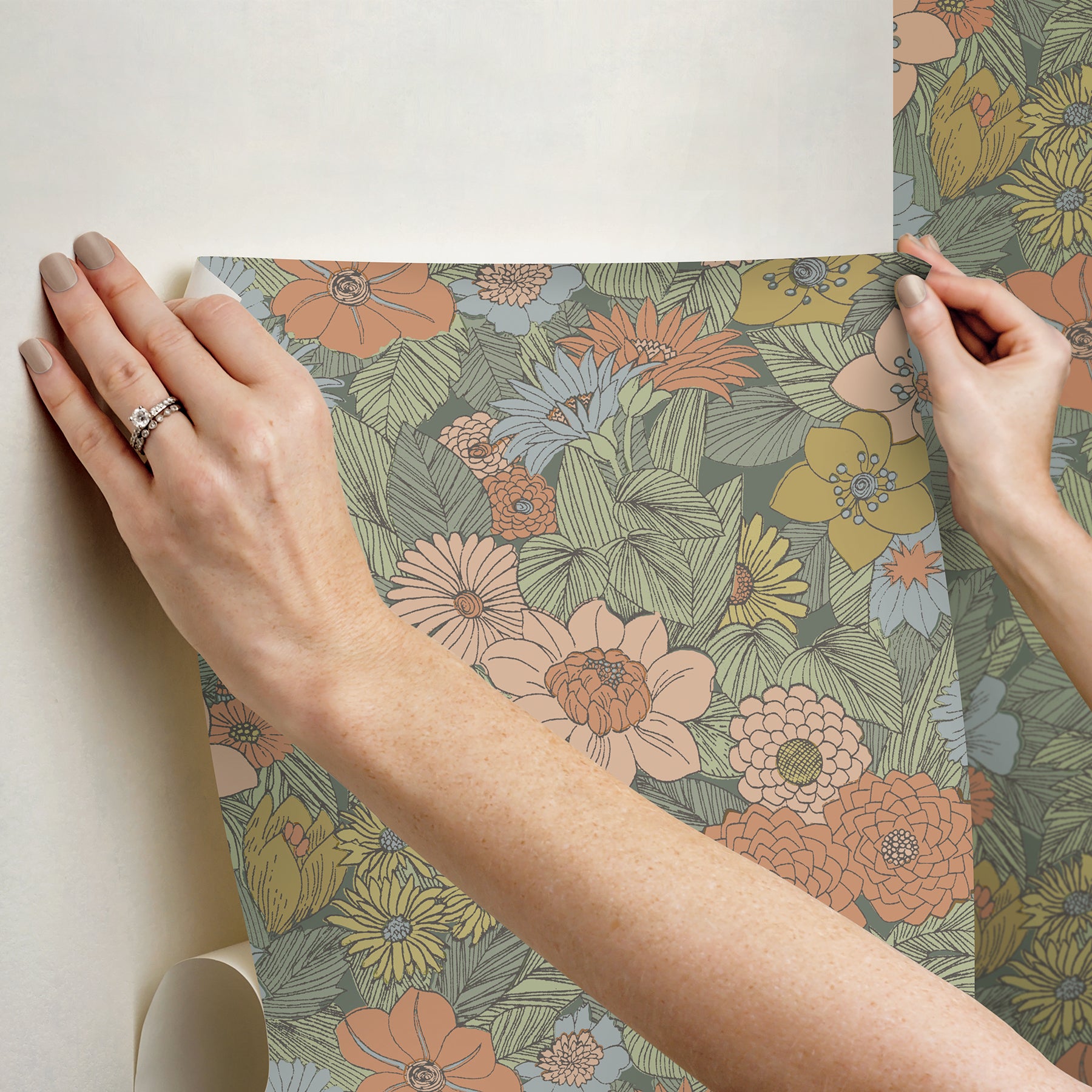 Retro Floral P&S Wallpaper stick step