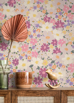 Wildflower Impressions P&S Wallpaper in a room setting